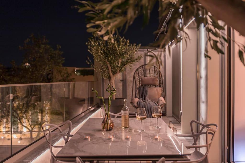 Luxury Acropolis View Apartment-Living Stone Black Pearl 雅典 外观 照片